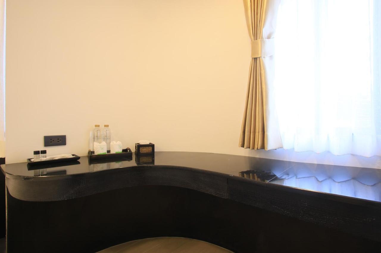Pratunam Atrium Hotel Bangkok Buitenkant foto